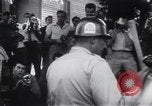 Standbild Arkansas National Guard unter Faubus blockieren Schule Integration Little Rock Arkansas USA, 1957, aus Sekunde 54 historischem Filmmaterial Videoclip 65675029477