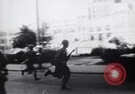 Standbild Little Rock neun Little Rock Arkansas USA, 1957, aus Sekunde 28 historischem Filmmaterial Videoclip 65675029478