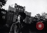 Standbild Central High School 6 Jahre nach der ZUSAmmenführung Little Rock Arkansas USA, 1963, aus Sekunde 36 historischem Filmmaterial Videoclip 65675029479