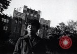 Standbild Central High School 6 Jahre nach der ZUSAmmenführung Little Rock Arkansas USA, 1963, aus Sekunde 49 historischem Filmmaterial Videoclip 65675029479
