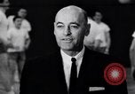 Standbild Little Rock Central High School auf der offiziellen Integration Little Rock Arkansas USA, 1963, aus Sekunde 6 historischem Filmmaterial Videoclip 65675029480