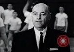 Standbild Little Rock Central High School auf der offiziellen Integration Little Rock Arkansas USA, 1963, aus Sekunde 16 historischem Filmmaterial Videoclip 65675029480