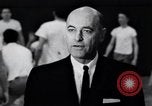 Standbild Little Rock Central High School auf der offiziellen Integration Little Rock Arkansas USA, 1963, aus Sekunde 17 historischem Filmmaterial Videoclip 65675029480