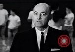Standbild Little Rock Central High School auf der offiziellen Integration Little Rock Arkansas USA, 1963, aus Sekunde 28 historischem Filmmaterial Videoclip 65675029480