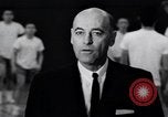 Standbild Little Rock Central High School auf der offiziellen Integration Little Rock Arkansas USA, 1963, aus Sekunde 56 historischem Filmmaterial Videoclip 65675029480