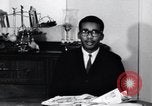 Image Daisy Bates et Ernest vert de Little Rock Nin Little Rock Arkansas USA, 1963, de la seconde 22 séquences d'archives historiques vidéo 65675029485