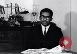 Image Daisy Bates et Ernest vert de Little Rock Nin Little Rock Arkansas USA, 1963, de la seconde 27 séquences d'archives historiques vidéo 65675029485