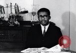 Image Daisy Bates et Ernest vert de Little Rock Nin Little Rock Arkansas USA, 1963, de la seconde 41 séquences d'archives historiques vidéo 65675029485