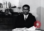 Image Daisy Bates et Ernest vert de Little Rock Nin Little Rock Arkansas USA, 1963, de la seconde 46 séquences d'archives historiques vidéo 65675029485