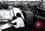 Immagine di La fabbrica della lampadina Little Rock Arkansas USA, 1963, secondo 6 filmato di repertorio 65675029487