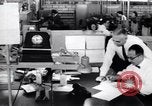 Immagine di La fabbrica della lampadina Little Rock Arkansas USA, 1963, secondo 10 filmato di repertorio 65675029487