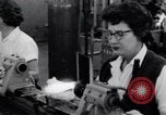 Immagine di La fabbrica della lampadina Little Rock Arkansas USA, 1963, secondo 49 filmato di repertorio 65675029487