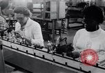 Immagine di La fabbrica della lampadina Little Rock Arkansas USA, 1963, secondo 51 filmato di repertorio 65675029487