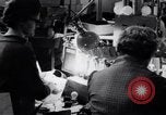 Immagine di La fabbrica della lampadina Little Rock Arkansas USA, 1963, secondo 52 filmato di repertorio 65675029487