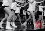Image cheer leaders Little Rock Arkansas USA, 1963, de la seconde 16 séquences d'archives historiques vidéo 65675029493