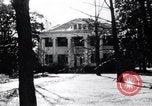 Standbild Ältere weiße Frau befürwortet Integration Little Rock Arkansas USA, 1968, aus Sekunde 4 historischem Filmmaterial Videoclip 65675029498