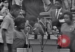 Image chanteurs américains de race noire Washington DC USA, 1963, de la seconde 34 séquences d'archives historiques vidéo 65675029516