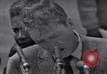 Image acteur Ossie Davis introduisant Burt Lancaster Washington DC USA, 1963, de la seconde 18 séquences d'archives historiques vidéo 65675029518