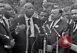 Immagine di Martin Luther King Jr con i diritti civili leader Washington DC USA, 1963, secondo 39 filmato di repertorio 65675029521