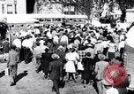Standbild Die Einstellung von Frauen Krieg Mitarbeiter der Produktion Dayton Ohio USA, 1943, aus Sekunde 34 historischem Filmmaterial Videoclip 65675029530