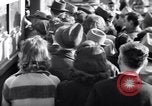 Standbild Die Einstellung von Frauen Krieg Mitarbeiter der Produktion Dayton Ohio USA, 1943, aus Sekunde 38 historischem Filmmaterial Videoclip 65675029530