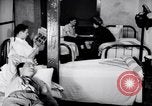 Standbild Zweiten Weltkrieg Krieg Arbeiter Wohnungsnot in Dayton Ohio Dayton Ohio USA, 1943, aus Sekunde 5 historischem Filmmaterial Videoclip 65675029533