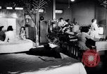 Standbild Zweiten Weltkrieg Krieg Arbeiter Wohnungsnot in Dayton Ohio Dayton Ohio USA, 1943, aus Sekunde 11 historischem Filmmaterial Videoclip 65675029533