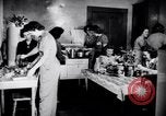 Standbild Zweiten Weltkrieg Krieg Arbeiter Wohnungsnot in Dayton Ohio Dayton Ohio USA, 1943, aus Sekunde 15 historischem Filmmaterial Videoclip 65675029533