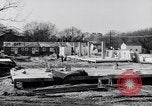 Standbild Zweiten Weltkrieg Krieg Arbeiter Wohnungsnot in Dayton Ohio Dayton Ohio USA, 1943, aus Sekunde 34 historischem Filmmaterial Videoclip 65675029533