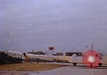 Image Douglas DC-3 océan Antarctique, 1950, de la seconde 3 séquences d'archives historiques vidéo 65675029538