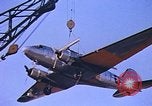 Image Douglas DC-3 océan Antarctique, 1950, de la seconde 43 séquences d'archives historiques vidéo 65675029538