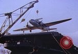 Image Douglas DC-3 océan Antarctique, 1950, de la seconde 45 séquences d'archives historiques vidéo 65675029538