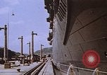 Immagine di USS Mare delle Filippine Canale di Panama, 1946, secondo 16 filmato di repertorio 65675029541
