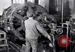 Image production de câbles métalliques United States USA, 1924, de la seconde 36 séquences d'archives historiques vidéo 65675029559