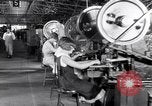 Image Précautions de sécurité en usine United States USA, 1931, de la seconde 21 séquences d'archives historiques vidéo 65675029563