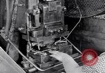 Image Précautions de sécurité en usine United States USA, 1931, de la seconde 46 séquences d'archives historiques vidéo 65675029563