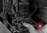 Image Précautions de sécurité en usine United States USA, 1931, de la seconde 49 séquences d'archives historiques vidéo 65675029563