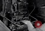 Image Précautions de sécurité en usine United States USA, 1931, de la seconde 51 séquences d'archives historiques vidéo 65675029563