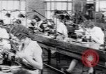Immagine di Schermo protettivo United States USA, 1931, secondo 28 filmato di repertorio 65675029565