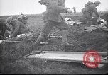 Image blessés les troupes américaines Valsery Couveres-et-France, 1918, de la seconde 12 séquences d'archives historiques vidéo 65675029584