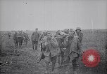 Standbild Ersten Weltkrieg verletzten amerikanischen Soldaten Missy-Aux-Bois Frankreich, 1918, aus Sekunde 36 historischem Filmmaterial Videoclip 65675029585