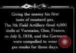 Immagine di La cottura di senape gusci di gas da un francese 75 pezzo di campo Varmaise Oise Francia, 1918, secondo 7 filmato di repertorio 65675029591