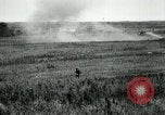 Standbild 305th und 306 Infanterie Longueval Frankreich, 1918, aus Sekunde 41 historischem Filmmaterial Videoclip 65675029597