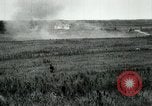 Standbild 305th und 306 Infanterie Longueval Frankreich, 1918, aus Sekunde 43 historischem Filmmaterial Videoclip 65675029597