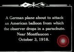 Standbild Beobachtung Ballon Montfaucon Frankreich, 1918, aus Sekunde 16 historischem Filmmaterial Videoclip 65675029598