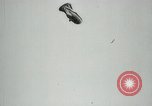 Standbild Beobachtung Ballon Montfaucon Frankreich, 1918, aus Sekunde 27 historischem Filmmaterial Videoclip 65675029598