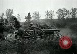 Standbild 6 American Field Artillery in der Schlacht Ersten Weltkrieg Exermont Frankreich, 1918, aus Sekunde 22 historischem Filmmaterial Videoclip 65675029599