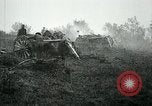 Standbild 6 American Field Artillery in der Schlacht Ersten Weltkrieg Exermont Frankreich, 1918, aus Sekunde 42 historischem Filmmaterial Videoclip 65675029599