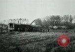 Immagine di Pistole per ferrovia Francia, 1918, secondo 43 filmato di repertorio 65675029602
