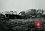 Immagine di Pistole per ferrovia Francia, 1918, secondo 45 filmato di repertorio 65675029602